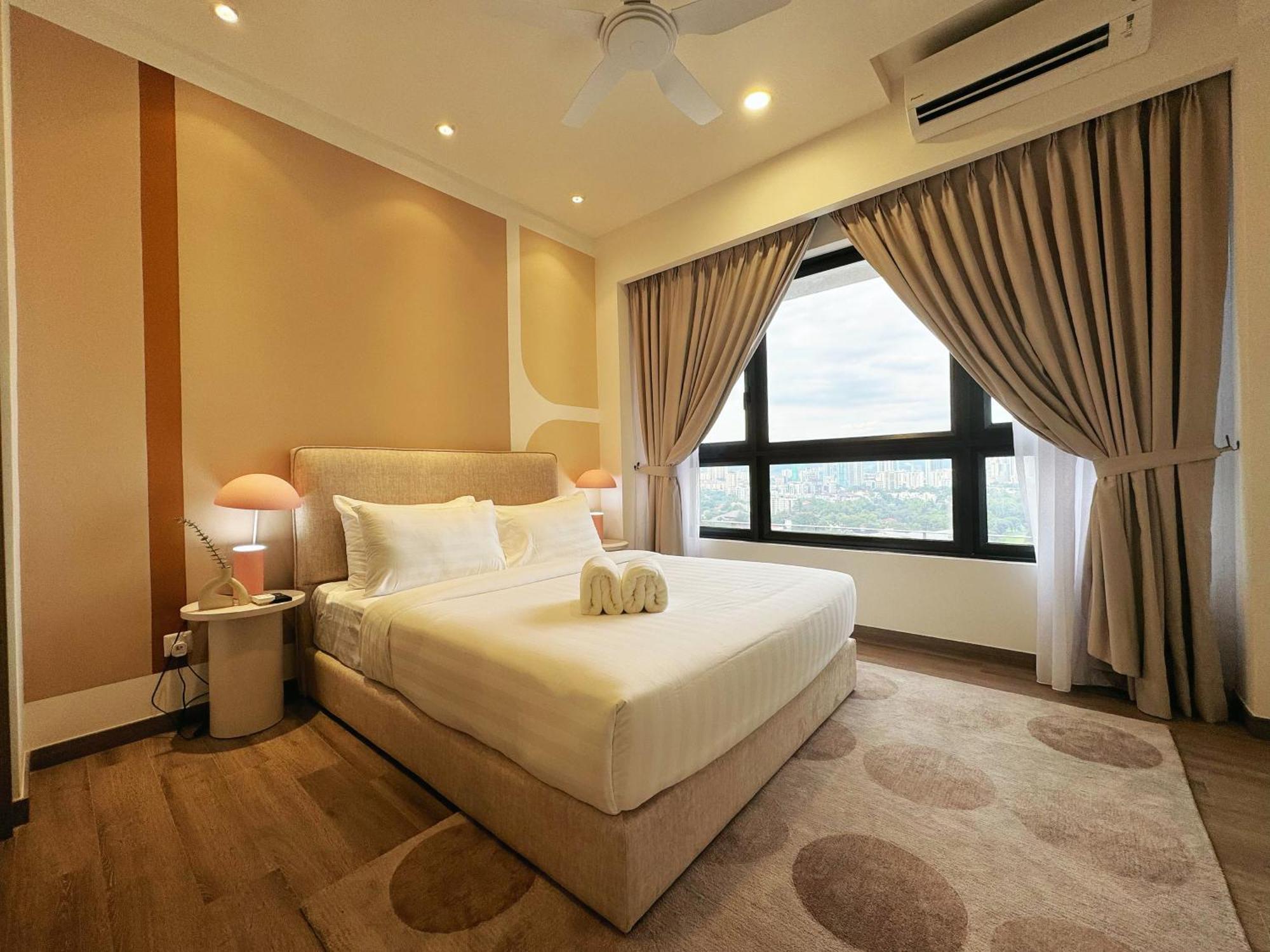 Agile Bukit Bintang Trx By Dormeo Destinations Apartment Куала Лумпур Екстериор снимка