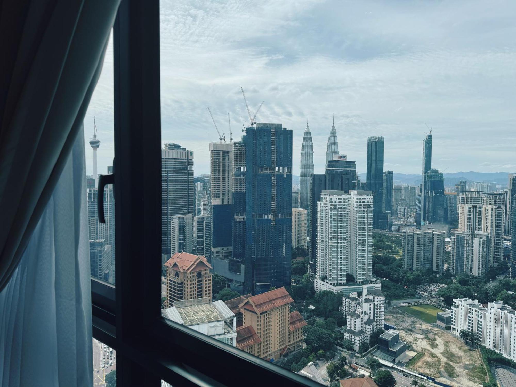 Agile Bukit Bintang Trx By Dormeo Destinations Apartment Куала Лумпур Екстериор снимка